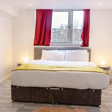 شقة 2 Bed With Free Parking لندن المظهر الخارجي الصورة